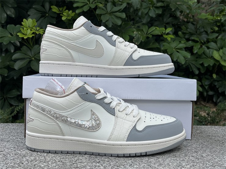 2025 Air Jordan 1 Low Sail/Soft Pearl