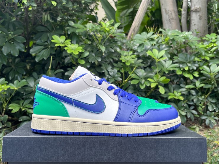 2025 Air Jordan 1 Low Seahawks Deep Royal Blue 7