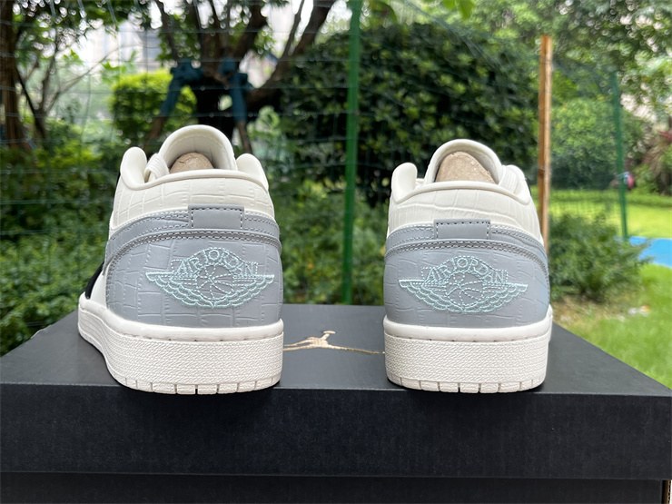 Air Jordan 1 Low Sail Light Smoke Grey 3