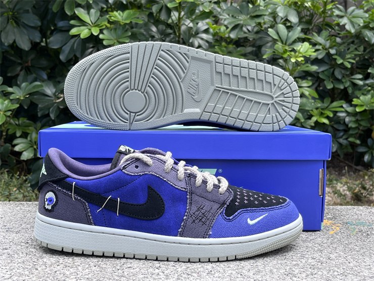 Air Jordan 1 Retro Low OG Zion Williamson Voodoo Alternate 1