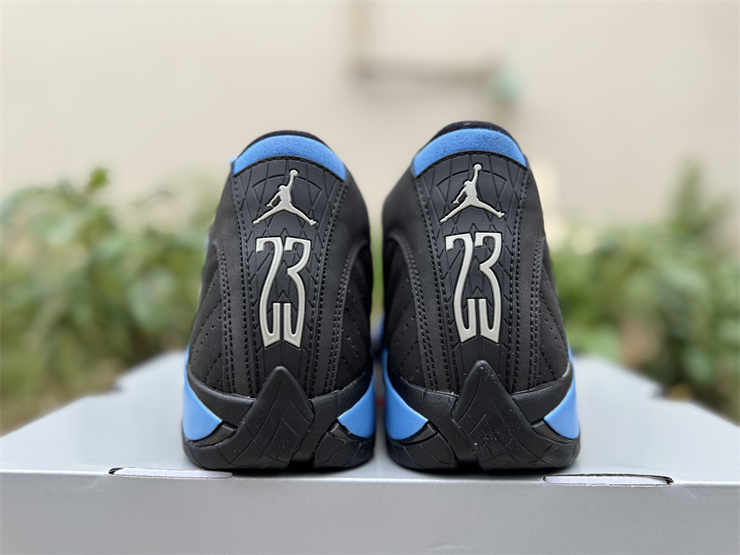 Air Jordan 14 Retro Black Universty Blue 3