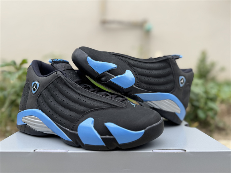 Air Jordan 14 Retro Black Universty Blue
