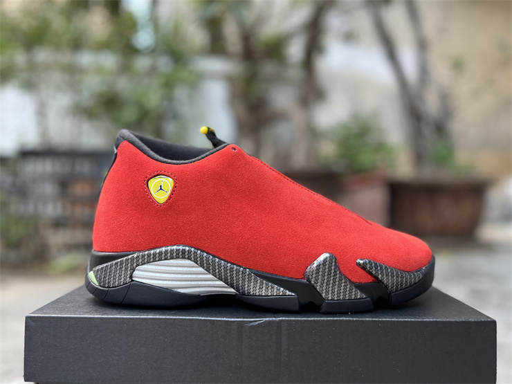Air Jordan 14 Retro GS Ferrari 2025 IF5016 600