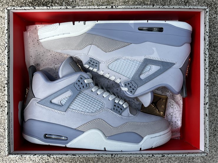 Air Jordan 4 UNC Tar Heels PE HV9204-407 for sale