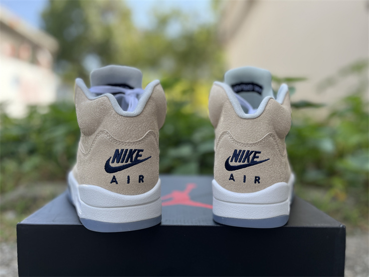Air Jordan 5 Gray Wheat 4