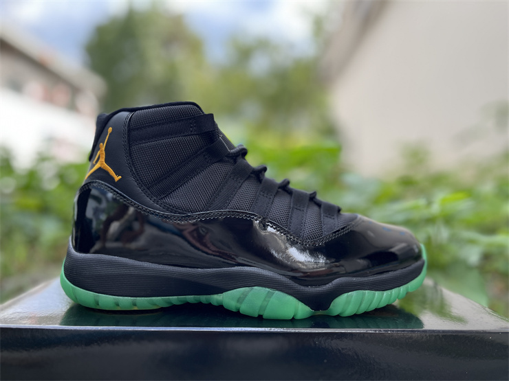 Men's Air Jordan 11 Retro "Green Black" Tropical