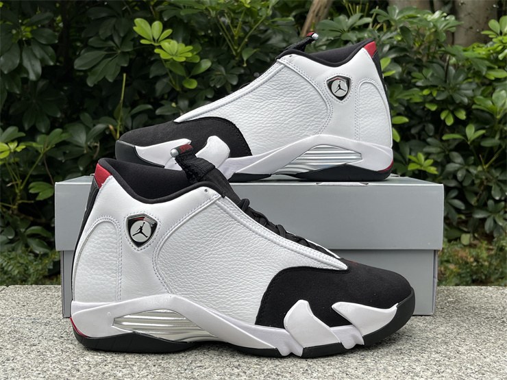 Mens Air Jordan 14 Retro Black Toe 2024 2