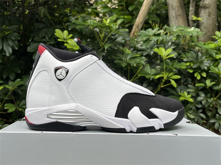 Mens Air Jordan 14 Retro Black Toe 2024 5