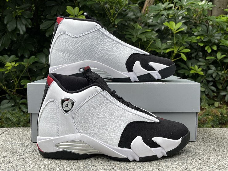 Men's Air Jordan 14 Retro Black Toe 2024