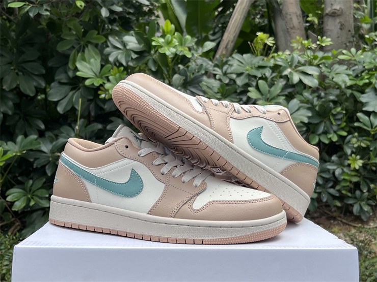 Men’s & Women’s Air Jordan 1 Low Light Orewood Brown Hemp 4