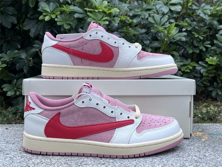 Travis Scott x Air Jordan 1 Low OG Shy Pink 2026