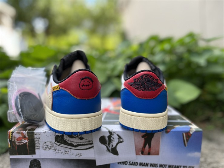 Travis Scott x Union LA x Air Jordan 1 Low White Blue 1